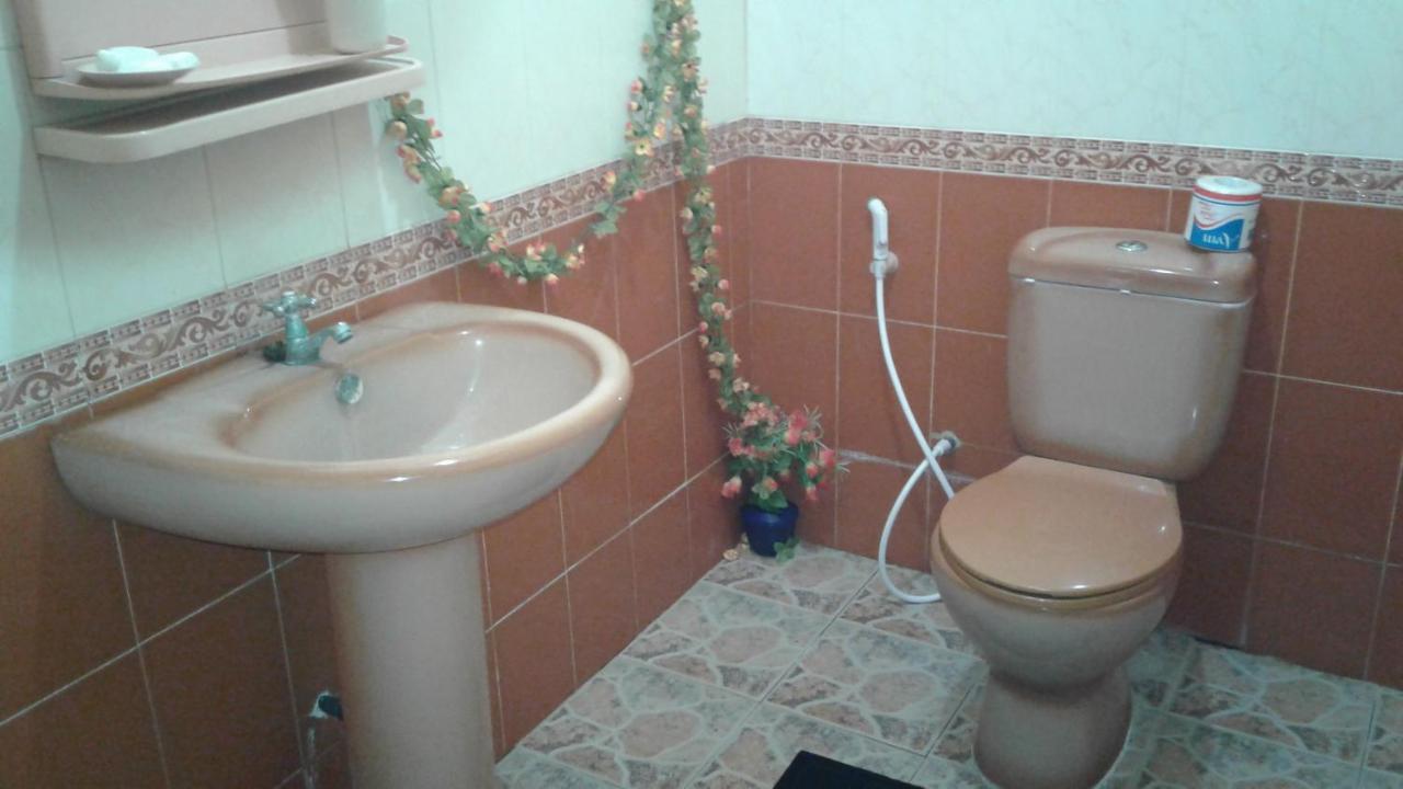 سيغيرِيا Flower Inn المظهر الخارجي الصورة