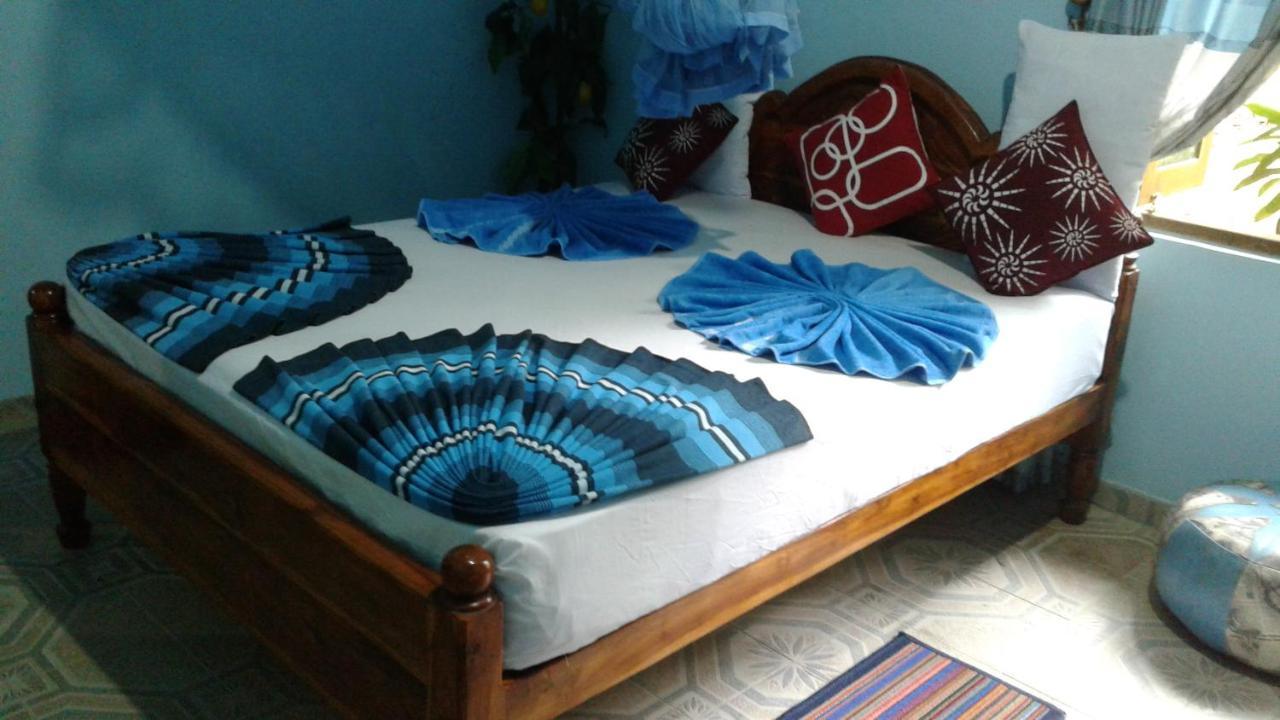 سيغيرِيا Flower Inn المظهر الخارجي الصورة